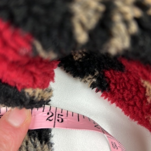 Northern  Reflections Reversible Button Down Sherpa Coat - Picture 3 of 8